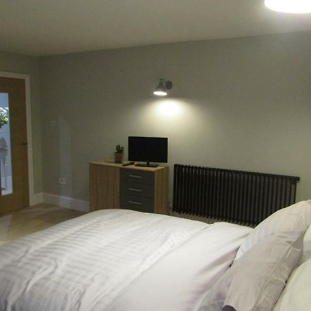 לימינגטון ספא The Apartment, Lower Ground Floor, Clarendon Place מראה חיצוני תמונה