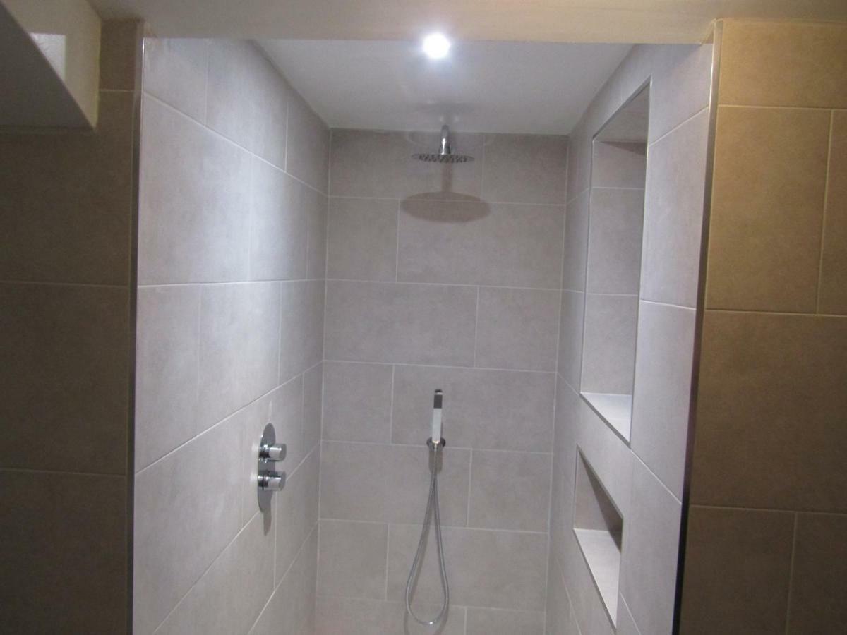 לימינגטון ספא The Apartment, Lower Ground Floor, Clarendon Place מראה חיצוני תמונה