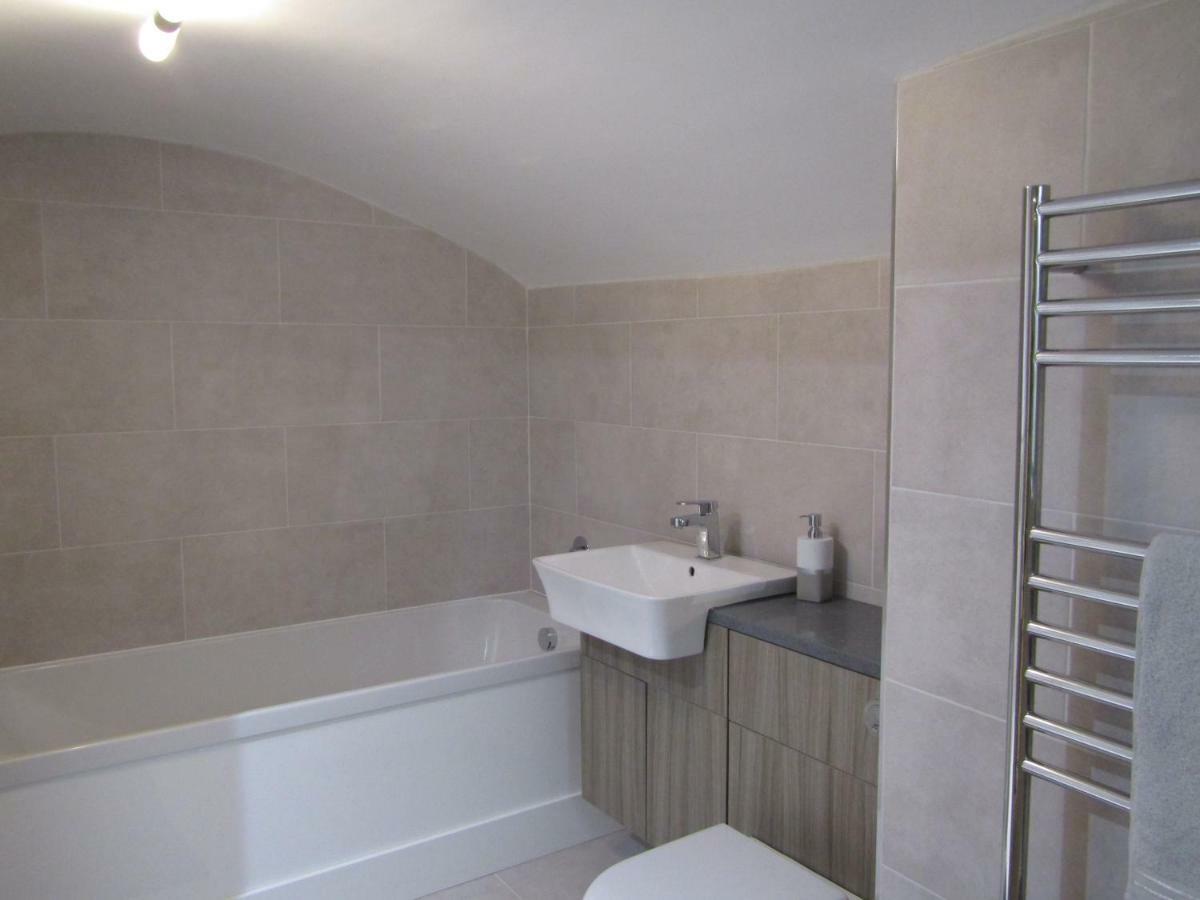לימינגטון ספא The Apartment, Lower Ground Floor, Clarendon Place מראה חיצוני תמונה